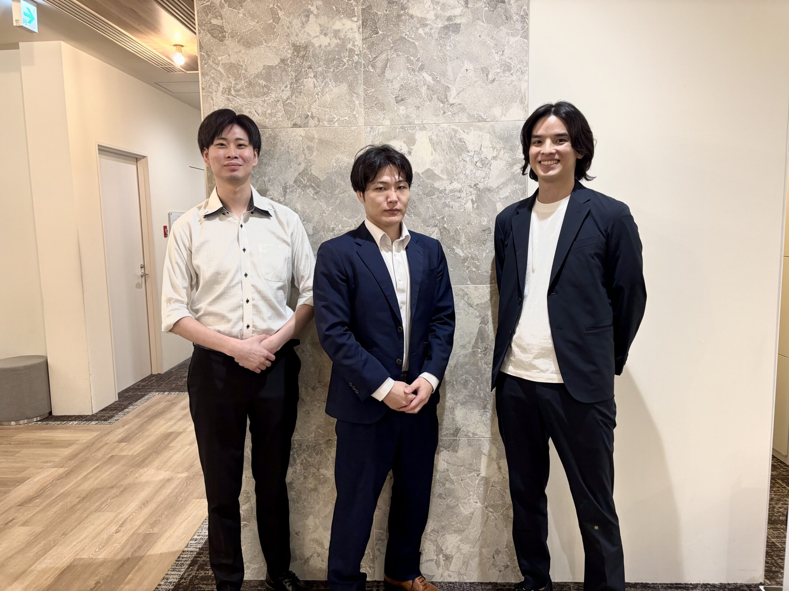Xcuu様へWINDOMからインタビュー